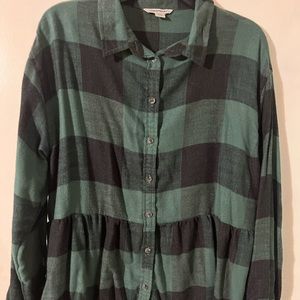 American eagle ruffled bottom flannel